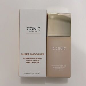NWOT ICONIC LONDON Super Smoother Blurring Skin Tint In Shade Warm Fair